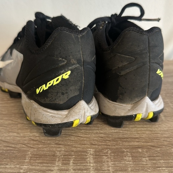Nike Vapor Baseball Cleats 4.5 youth - Picture 3 of 6